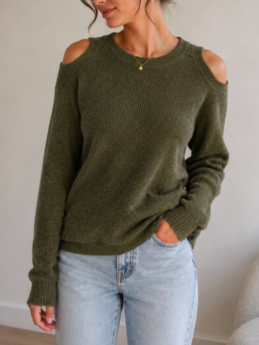 NEW Hollister Knit Sweater Cold Shoulder Sweater Size XS Olive Green Pullover